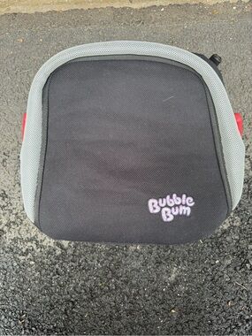 BubbleBum Black & Gray Inflatable Car Booster Seat
